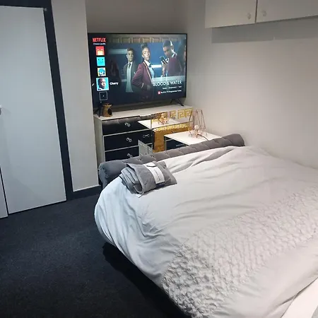 Affordable Luxury Place Near The Center - Free Parking, Free Wifi