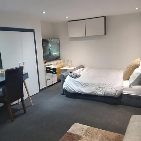 Affordable Luxury Place Near The Center - Free Parking, Free Wifi Leeds (West Yorkshire)
