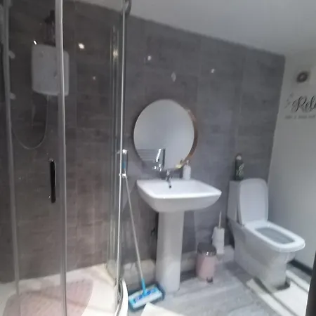 Affordable Luxury Place Near The Center - Free Parking, Free Wifi *